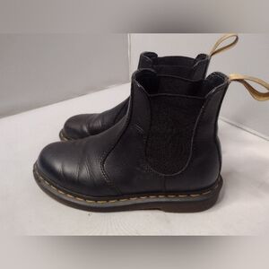 Dr. Marten Unisex Vegan Leather Chelsea Boots W7  UK5 EU38 Black Pull On 2976 VV
